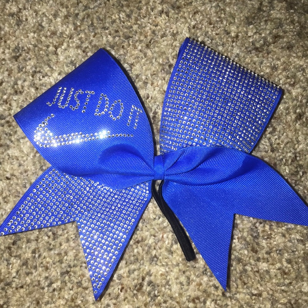 “Just Do It” Cheer Bow
